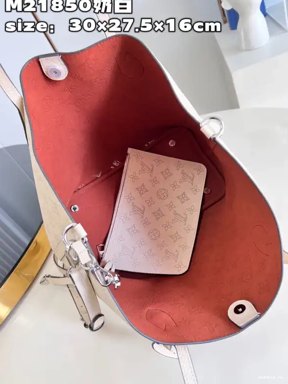 WIS BLOSSOM VUITTON LOUIS MM 0606